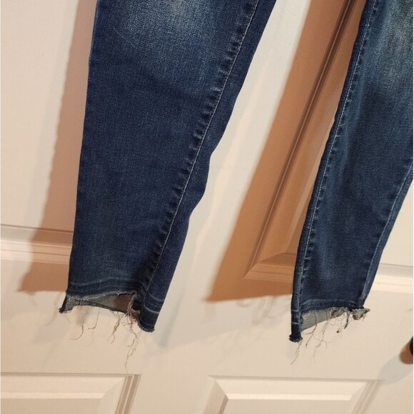 A.n.a Stretchy Distressed Jeggings Has Small Mark Size 10 - Picture 4 of 5